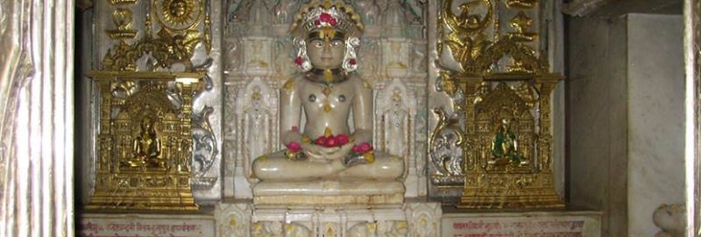 Navlakha Jain Temple