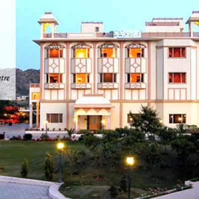 KK Royal Hotel