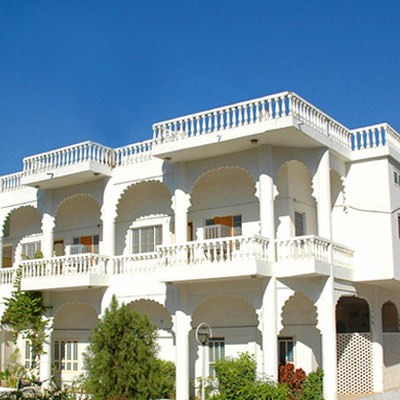 Hotel Saheli Palace