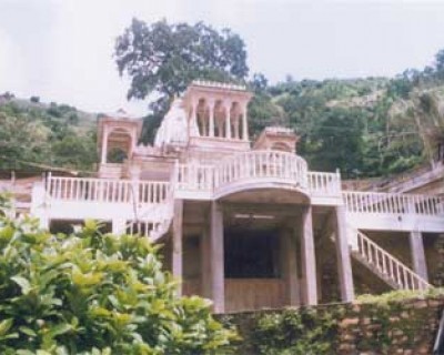Nagfanji Jain Temple