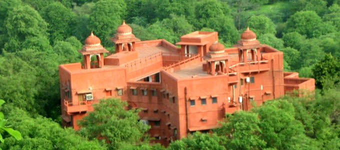 RTDC Hotel Castle Jhoomar Baori