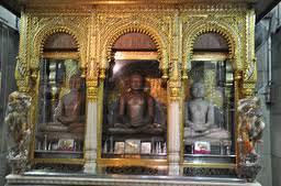 Shri Mahavirji Temple