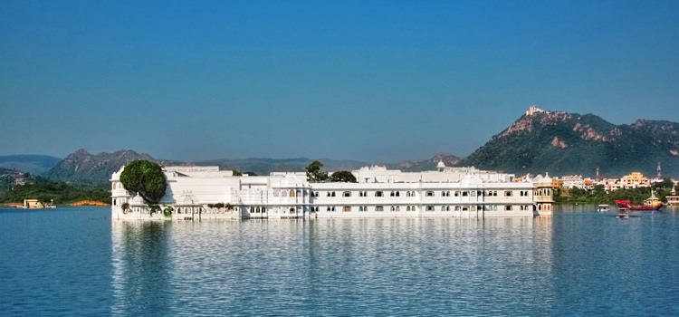 Jag Niwas Lake Palace
