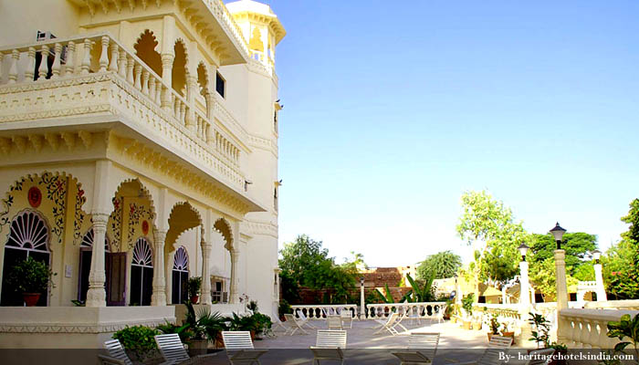 Jhalamand Palace