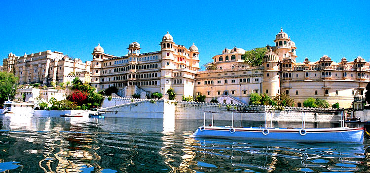Shiv Niwas palace