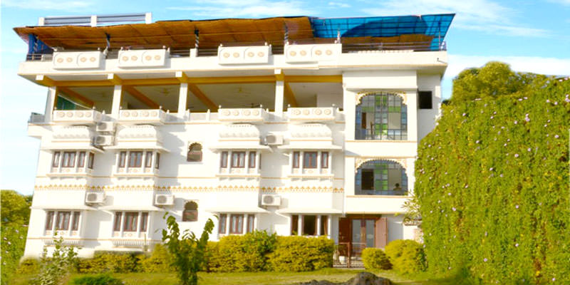 Hotel Sargam Sadan
