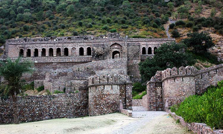 Haunted Bhangarh Fort in Alwar