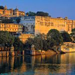 Lake Pichola and the City Palace in Udaipur